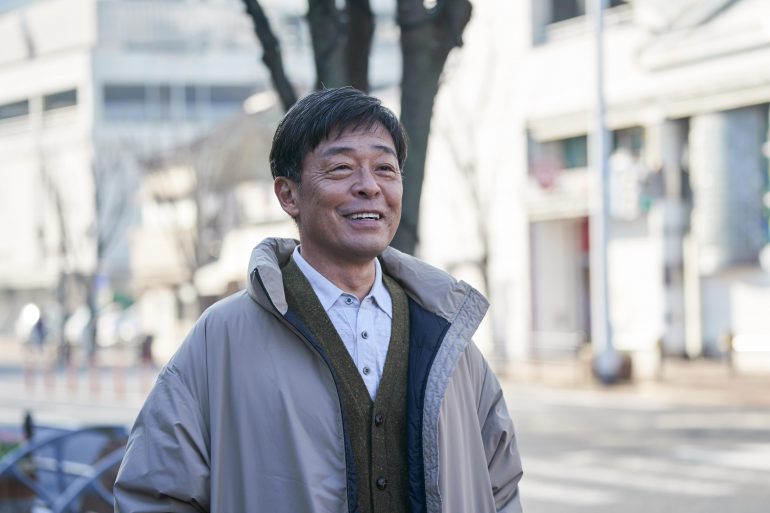 ©2022 "DREAMING IN BETWEEN" FILM PARTNERS