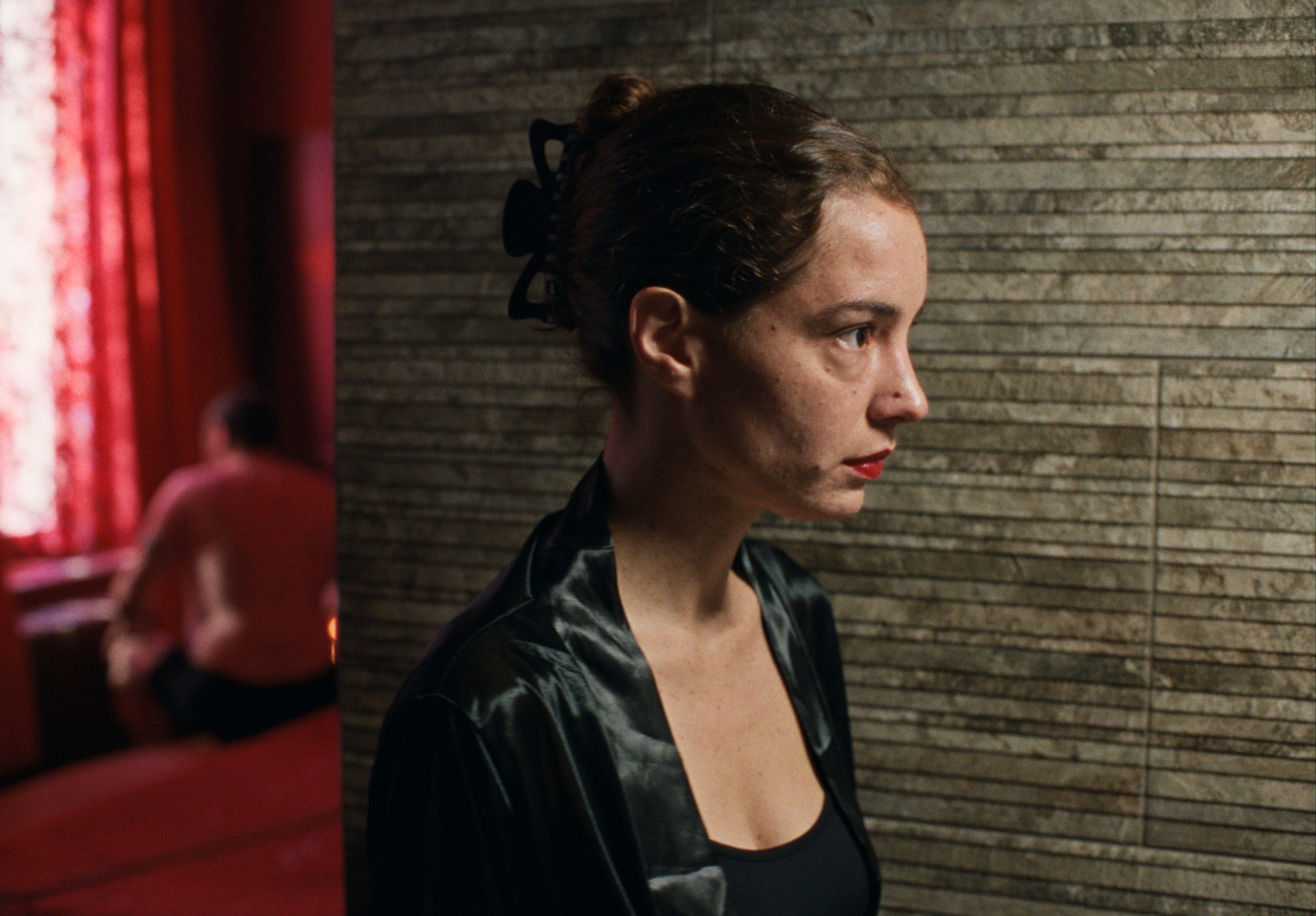 „Ich habe auch BDSM-Workshops besucht“: Alexe Poukines Film „Madame Kika“ startet am 15. Januar 2026 in den Kinos