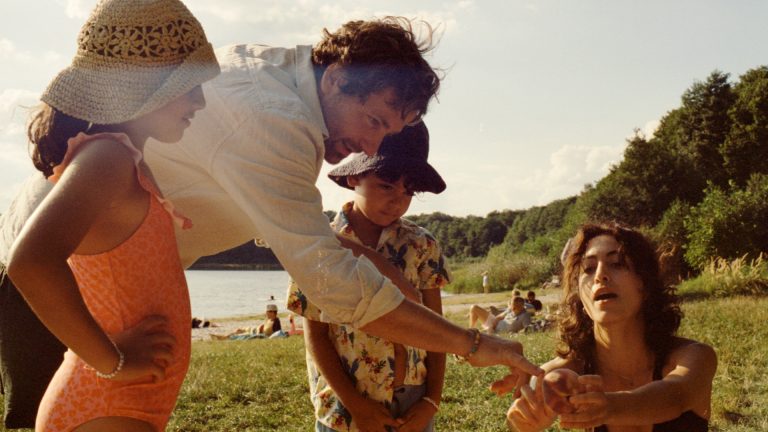 MAYSOON von Nancy Biniadaki ab 19. März 2026 im Kino